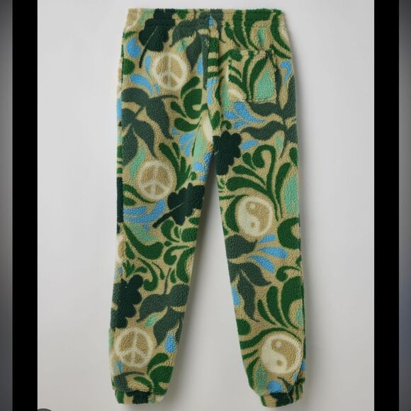 Parks Project Pants - Parks Project x Urban Outfitters Peace High Pile Fleece Sherpa Joggers NWOT